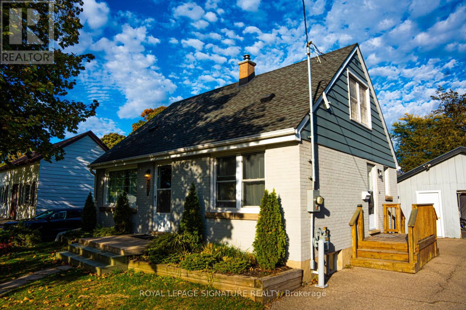 73 Bee Street, Woodstock, Ontario  N4S 3Z2 - Photo 2 - X13062694