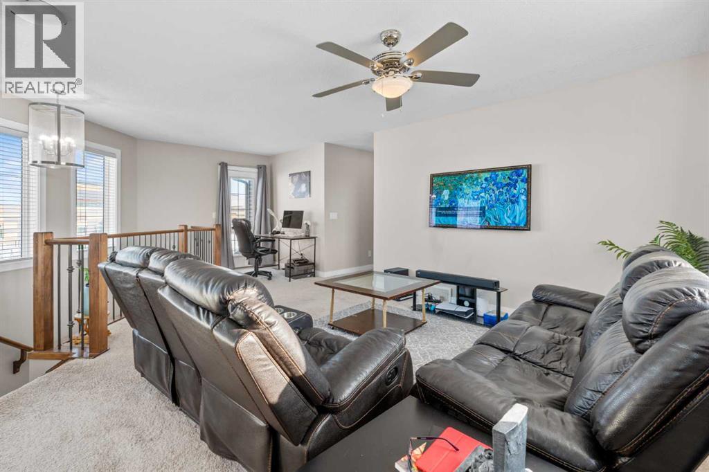 8487 Saddlebrook Drive NE, Calgary, Alberta  T3J 0M8 - Photo 16 - A2288361