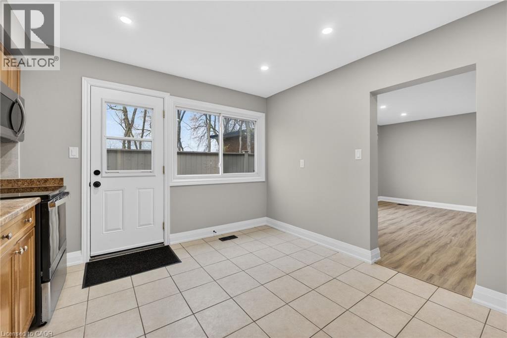 65 S Woodman Drive S, Hamilton, Ontario  L8K 4E2 - Photo 15 - 40825274