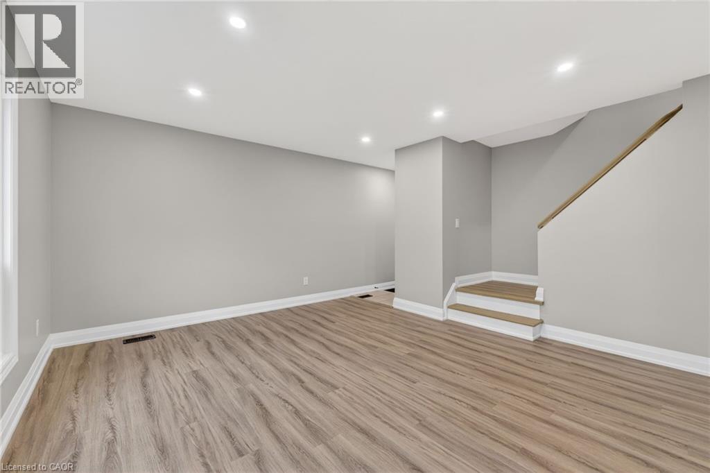 65 S Woodman Drive S, Hamilton, Ontario  L8K 4E2 - Photo 8 - 40825274