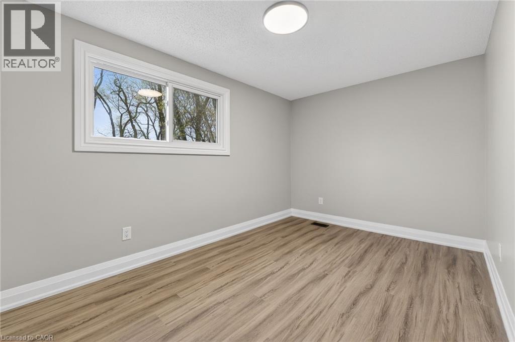 65 S Woodman Drive S, Hamilton, Ontario  L8K 4E2 - Photo 24 - 40825274