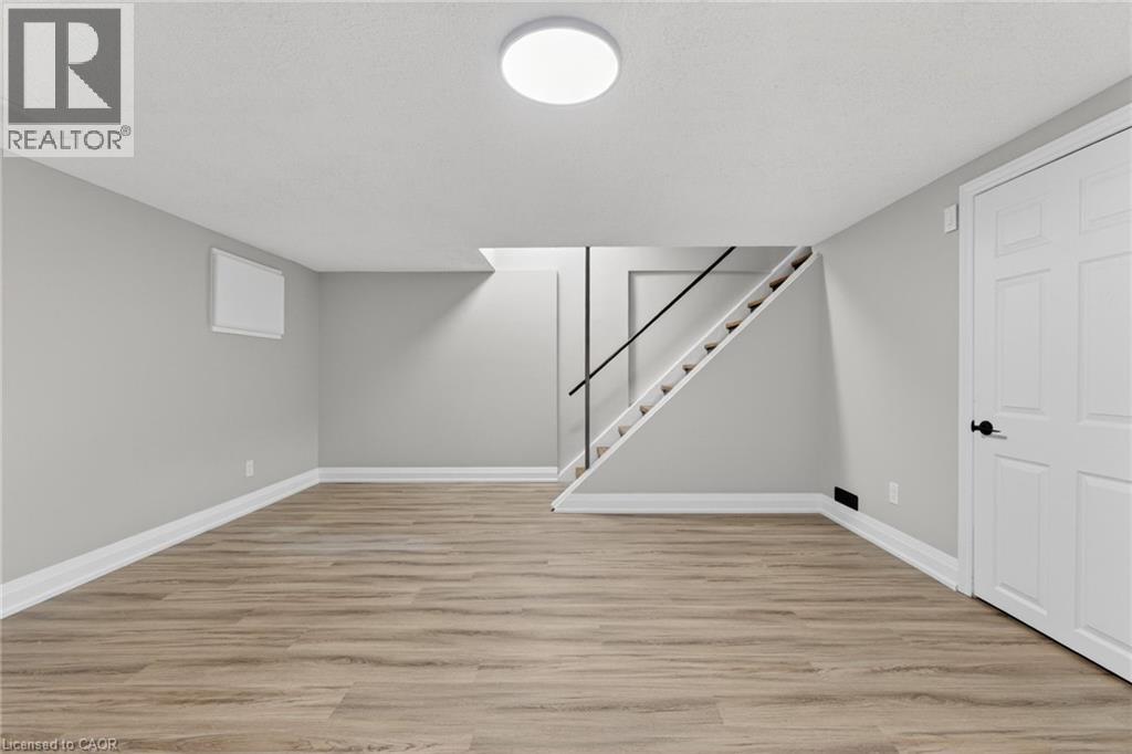 65 S Woodman Drive S, Hamilton, Ontario  L8K 4E2 - Photo 33 - 40825274