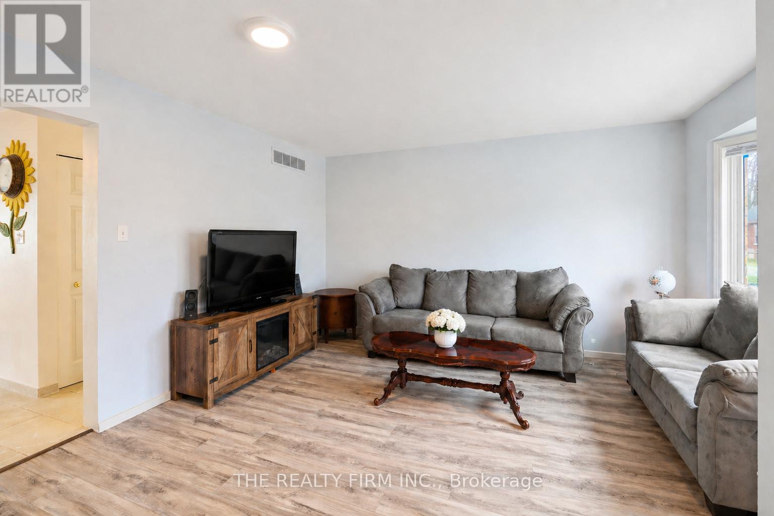 1 - 40 Burslem Street, London East, Ontario  N5W 2V7 - Photo 5 - X13063830