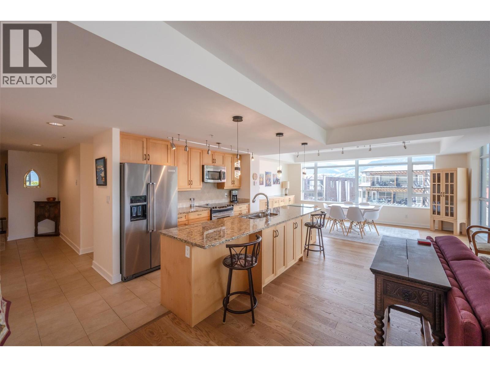 160 Lakeshore Drive W Unit# 401, Penticton, British Columbia  V2A 9C2 - Photo 11 - 10385447