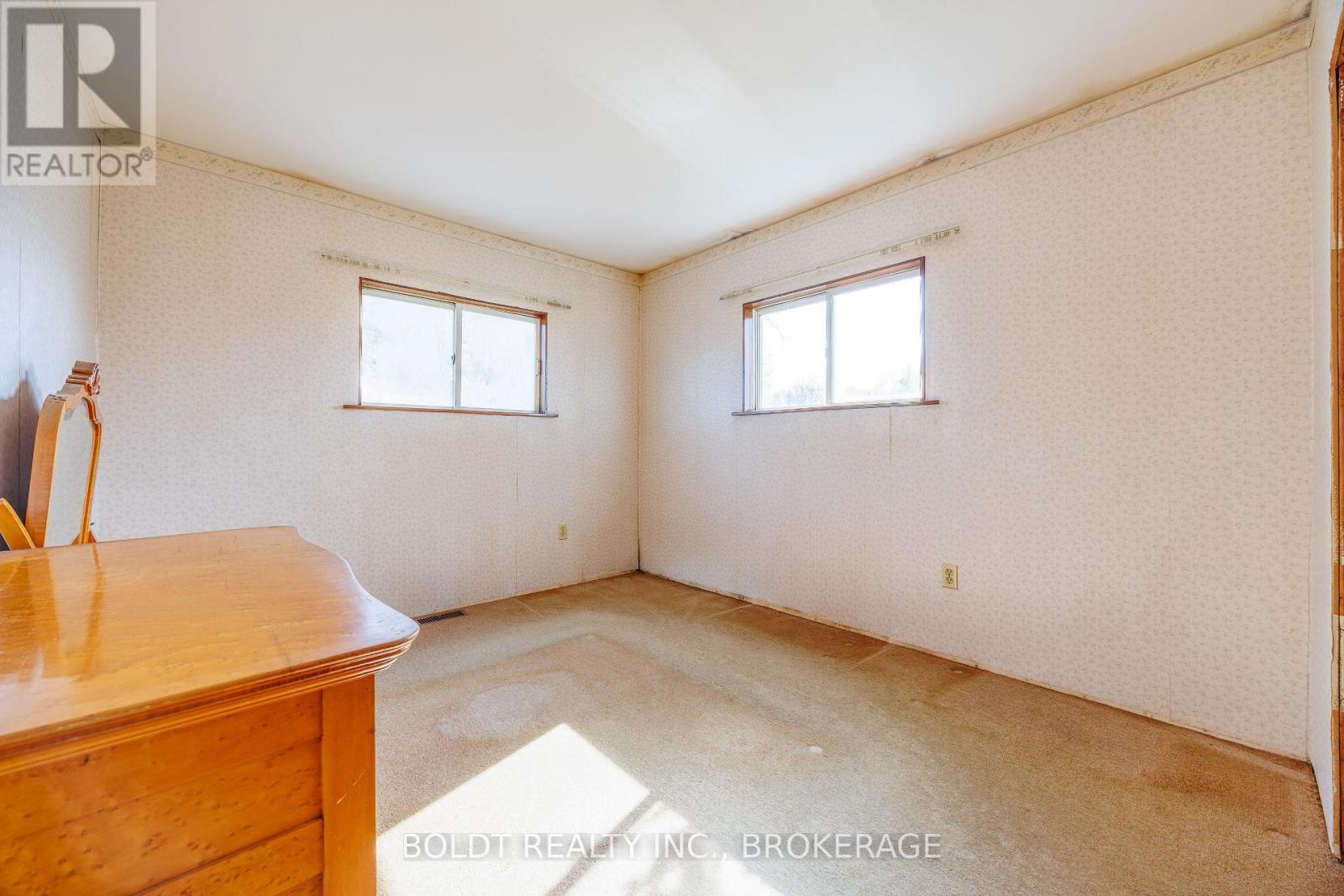 162 Dufferin Street E, St. Catharines, Ontario  L2R 2A5 - Photo 18 - X13056326