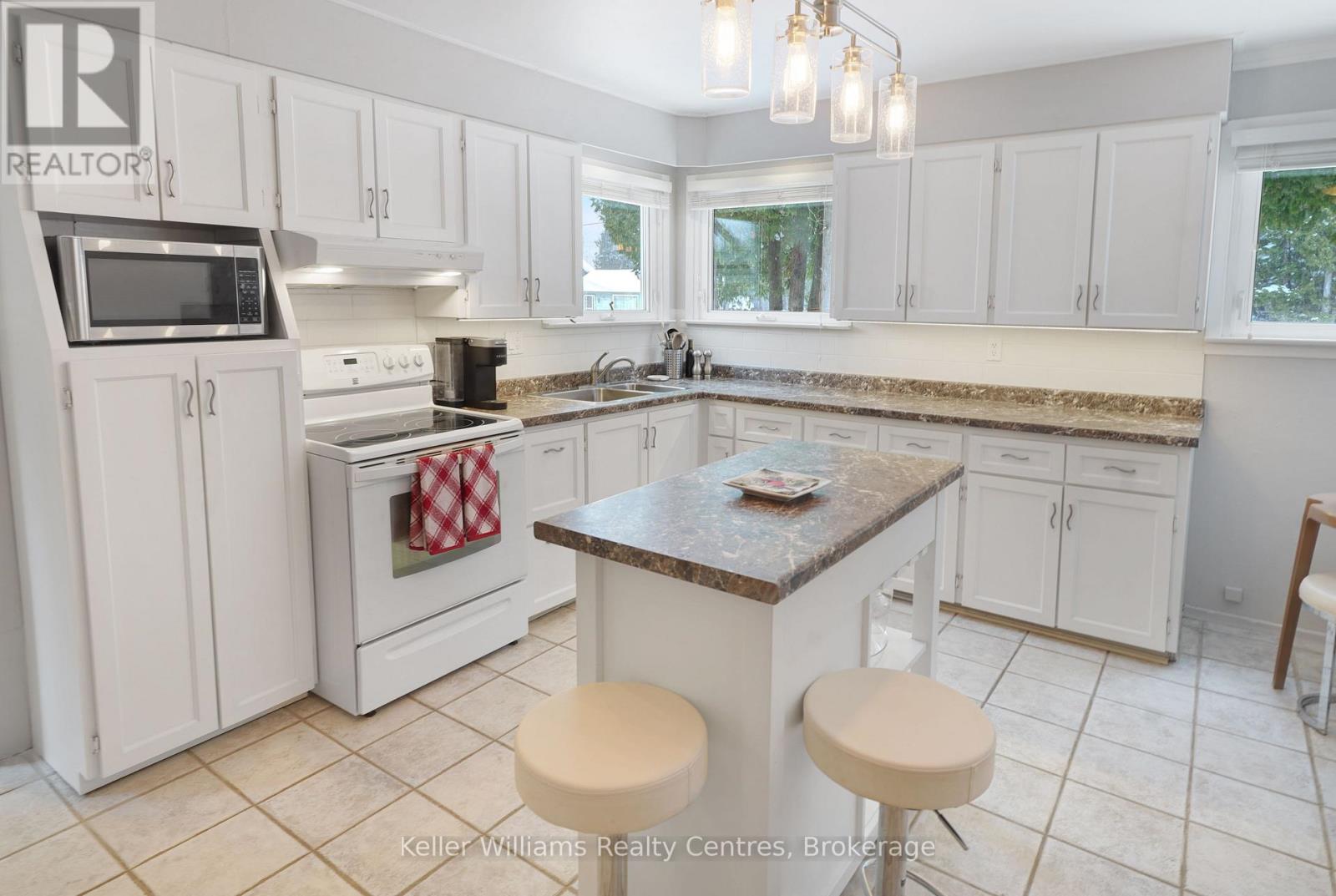 158 Stokes Bay Road, Northern Bruce Peninsula, Ontario  N0H 1W0 - Photo 14 - X12803074