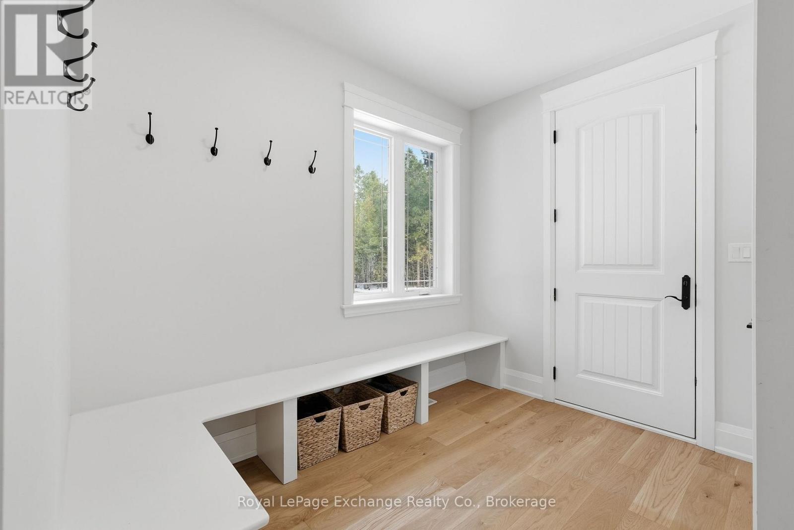 185 Louise Creek Crescent, West Grey, Ontario  N0G 1S0 - Photo 9 - X12874308