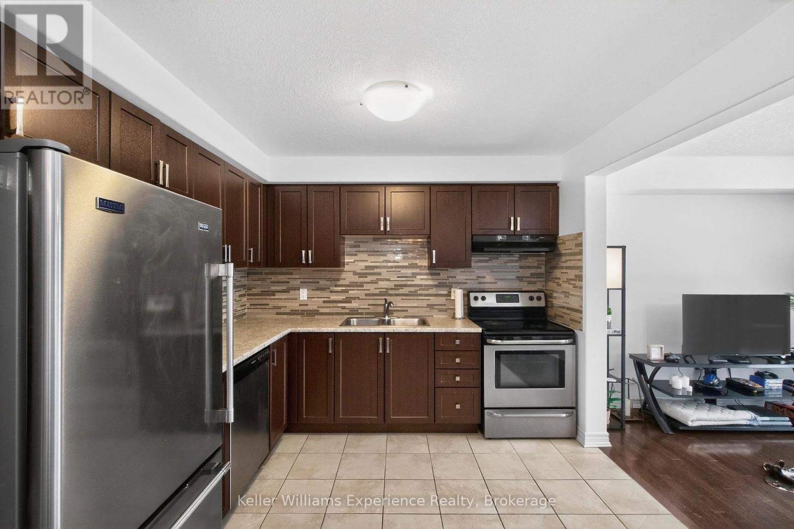 995 Cook Drive, Midland, Ontario  L4R 0E4 - Photo 4 - S12826758