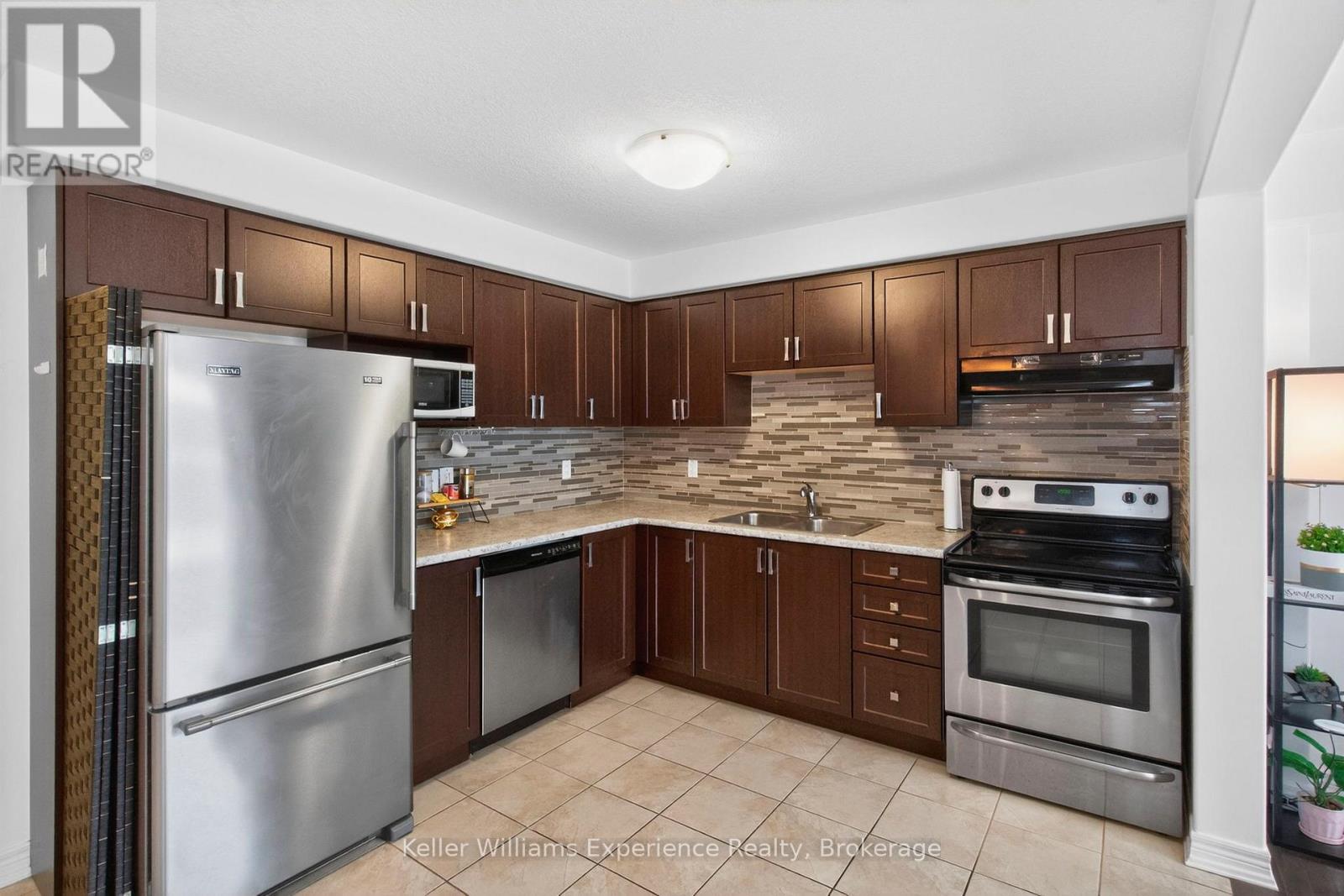 995 Cook Drive, Midland, Ontario  L4R 0E4 - Photo 5 - S12826758