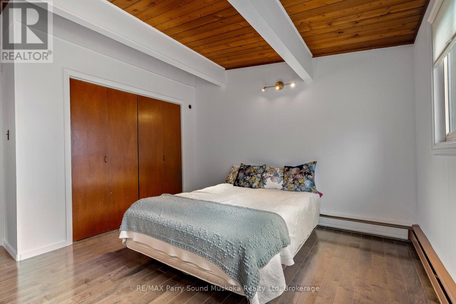 8 Sunset Avenue, Parry Sound, Ontario  P2A 1A5 - Photo 19 - X12982176