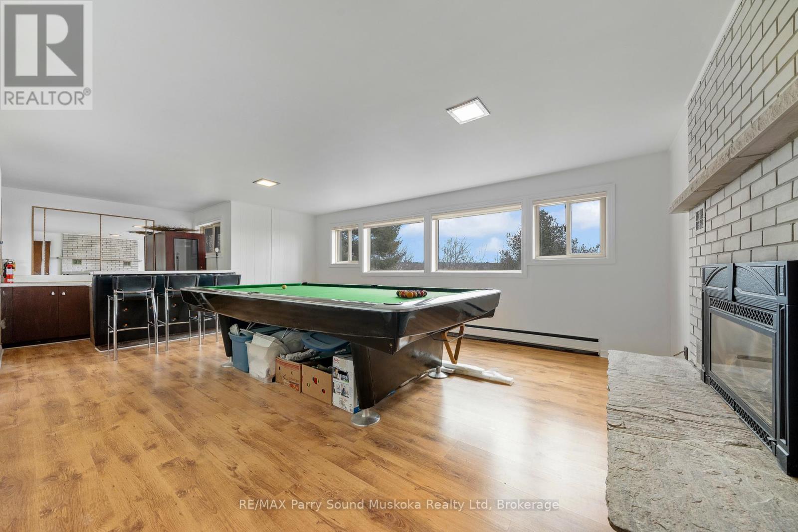 8 Sunset Avenue, Parry Sound, Ontario  P2A 1A5 - Photo 26 - X12982176