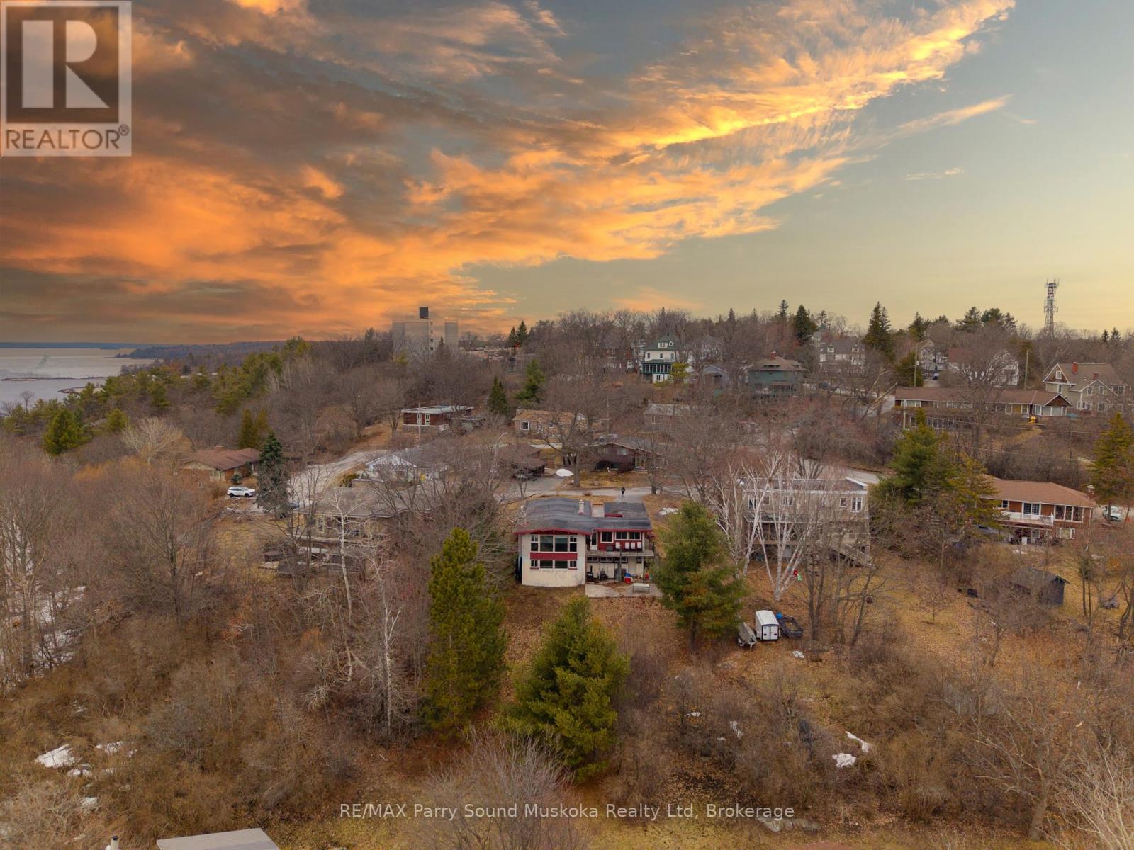 8 Sunset Avenue, Parry Sound, Ontario  P2A 1A5 - Photo 47 - X12982176