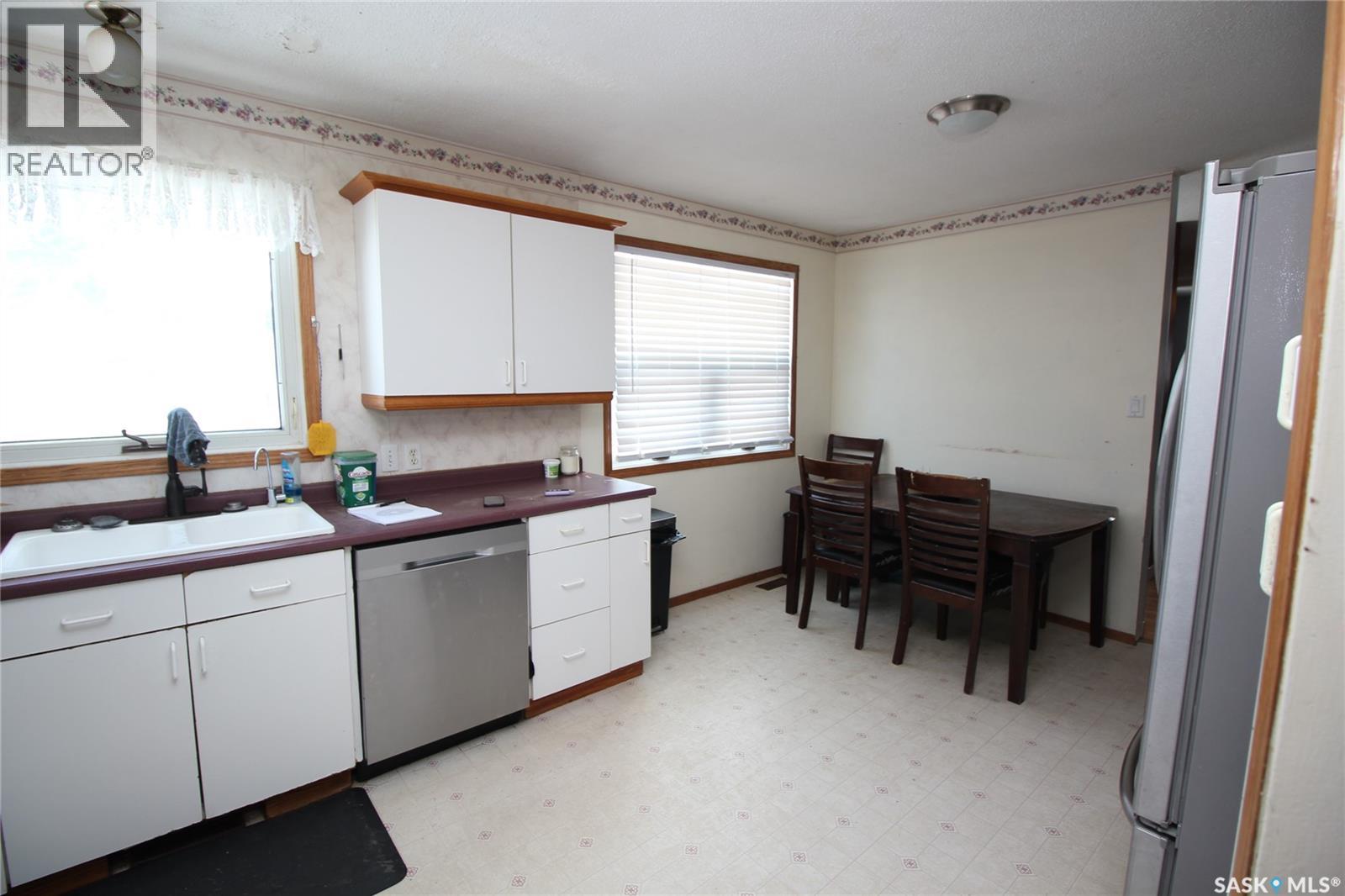800 Robison Street, Indian Head, Saskatchewan  S0G 2K0 - Photo 10 - SK031877