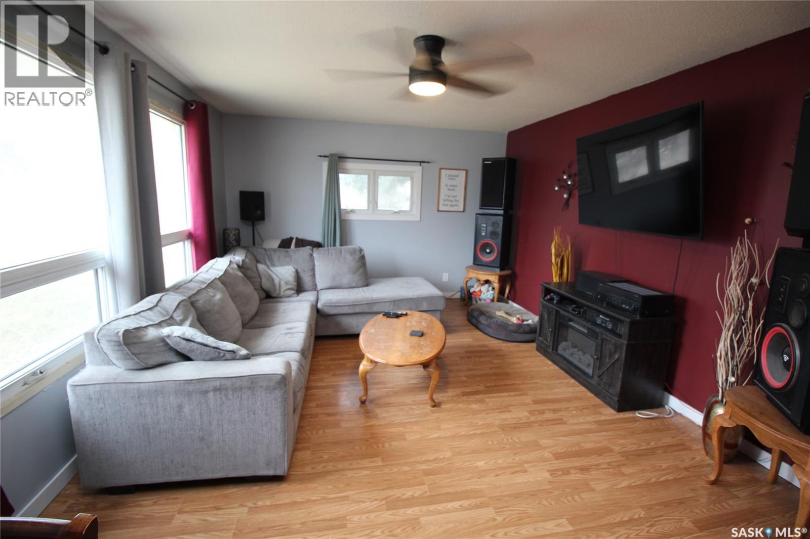 800 Robison Street, Indian Head, Saskatchewan  S0G 2K0 - Photo 4 - SK031877