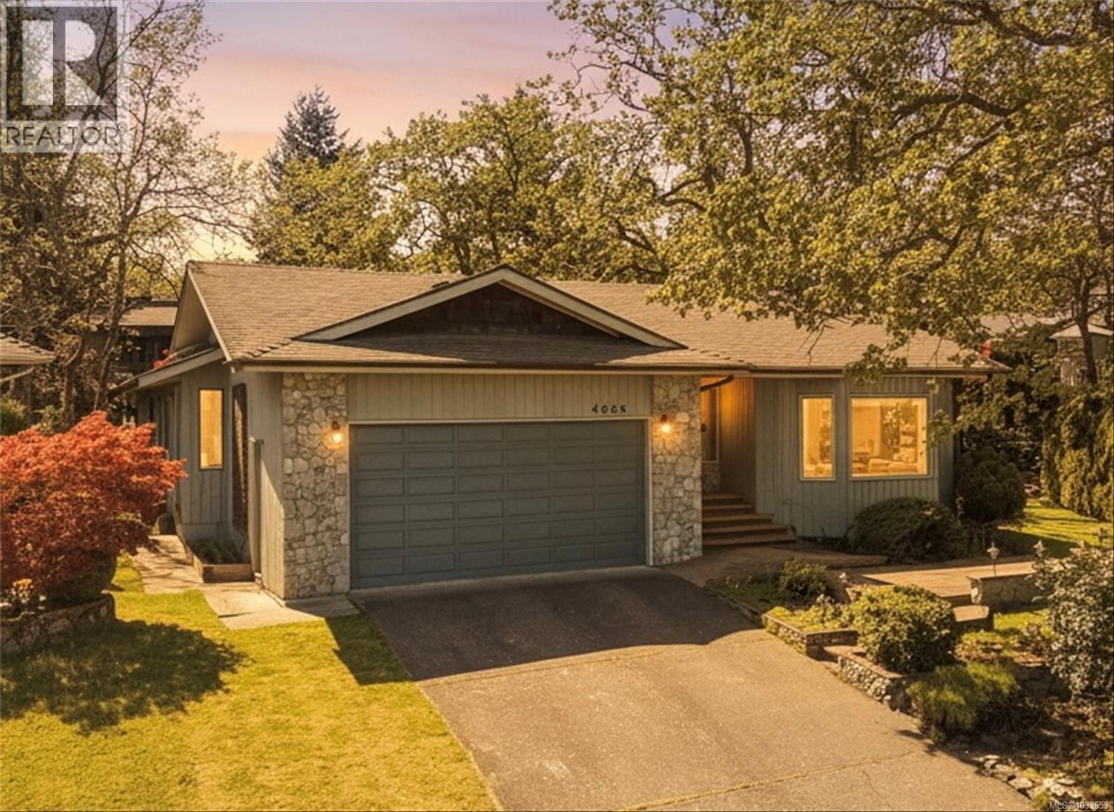 4066 Nicholson Crt, Saanich, British Columbia  V8Z 4S2 - Photo 33 - 1033653