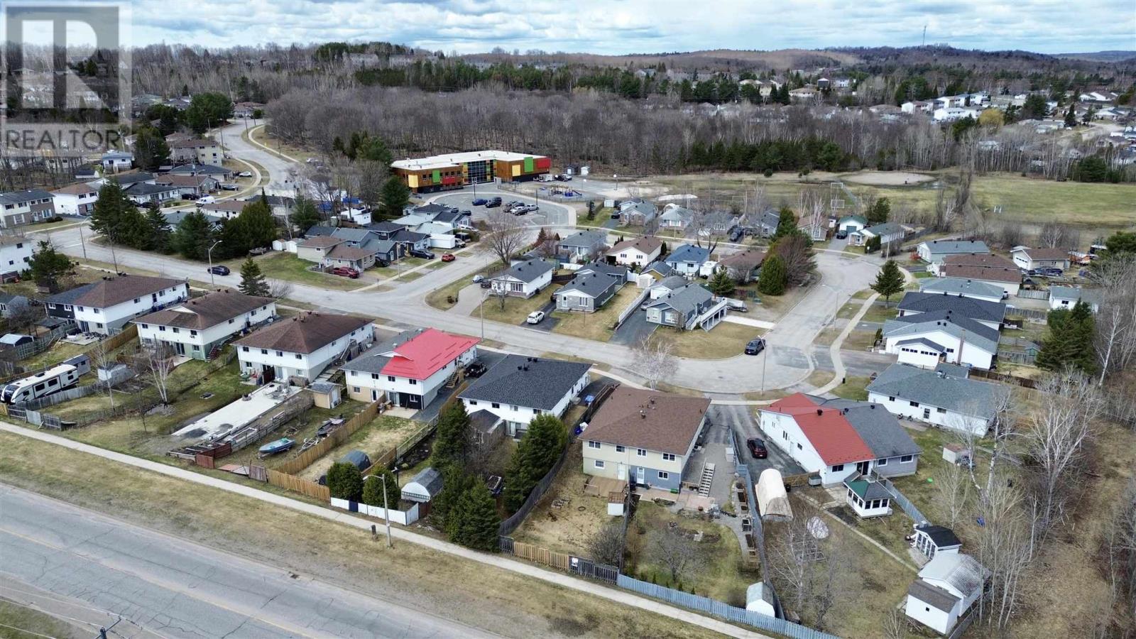 24 Mcquarrie Pl, Elliot Lake, Ontario  P5A 3C1 - Photo 46 - SM260630