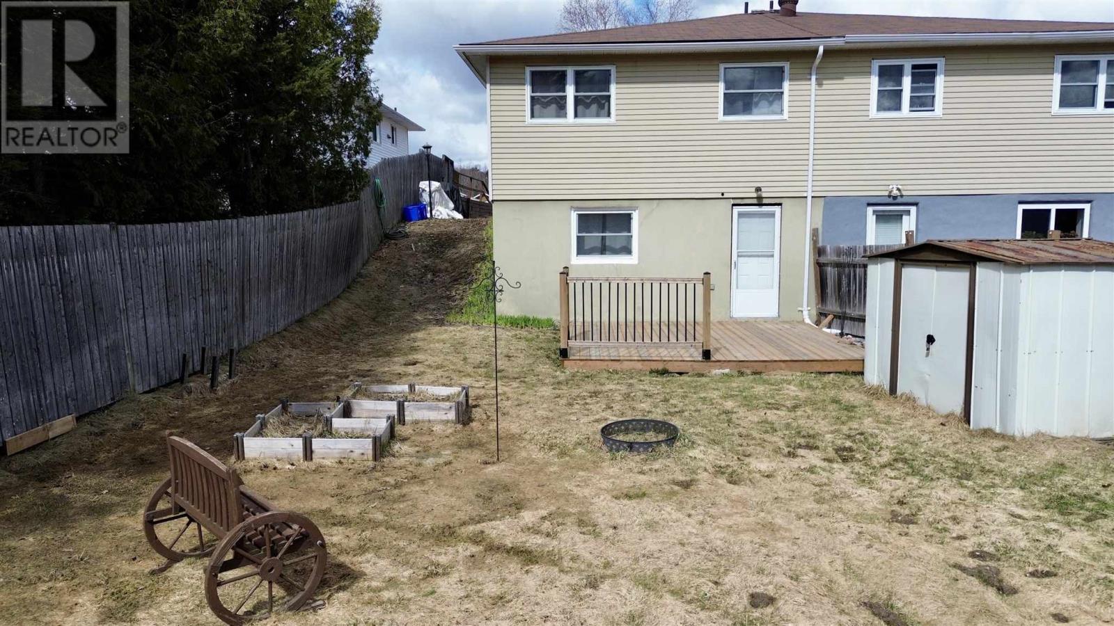 24 Mcquarrie Pl, Elliot Lake, Ontario  P5A 3C1 - Photo 9 - SM260630