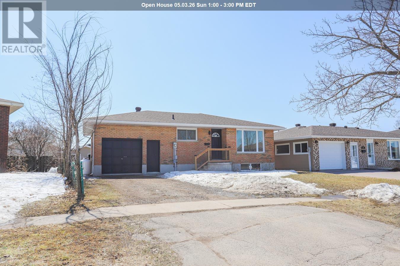 35 Pozzebon CRES, Sault Ste. Marie, Ontario