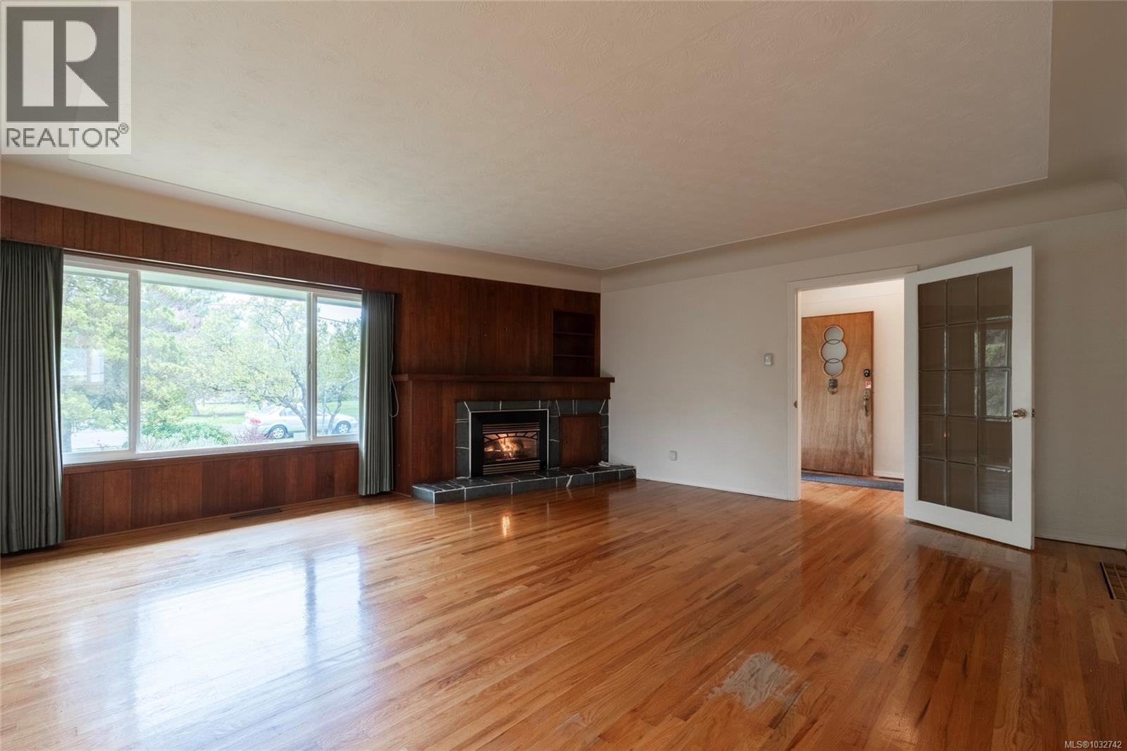 1794 Barrie Rd, Saanich, British Columbia  V8N 2W7 - Photo 10 - 1032742