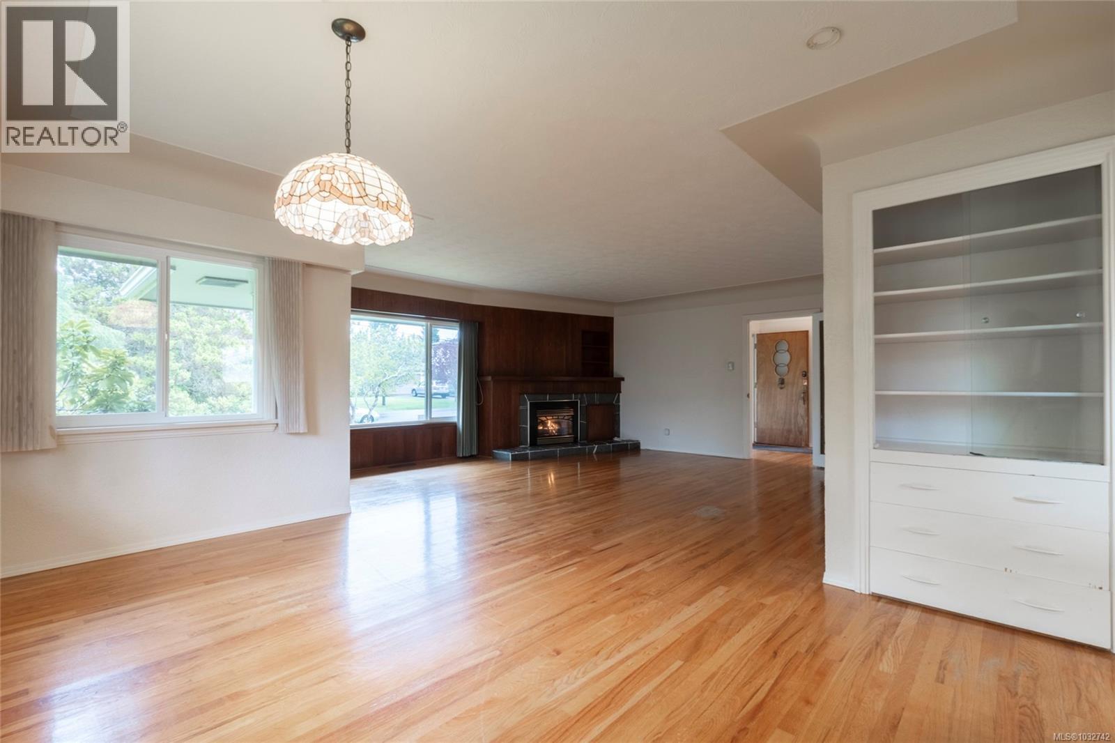 1794 Barrie Rd, Saanich, British Columbia  V8N 2W7 - Photo 21 - 1032742