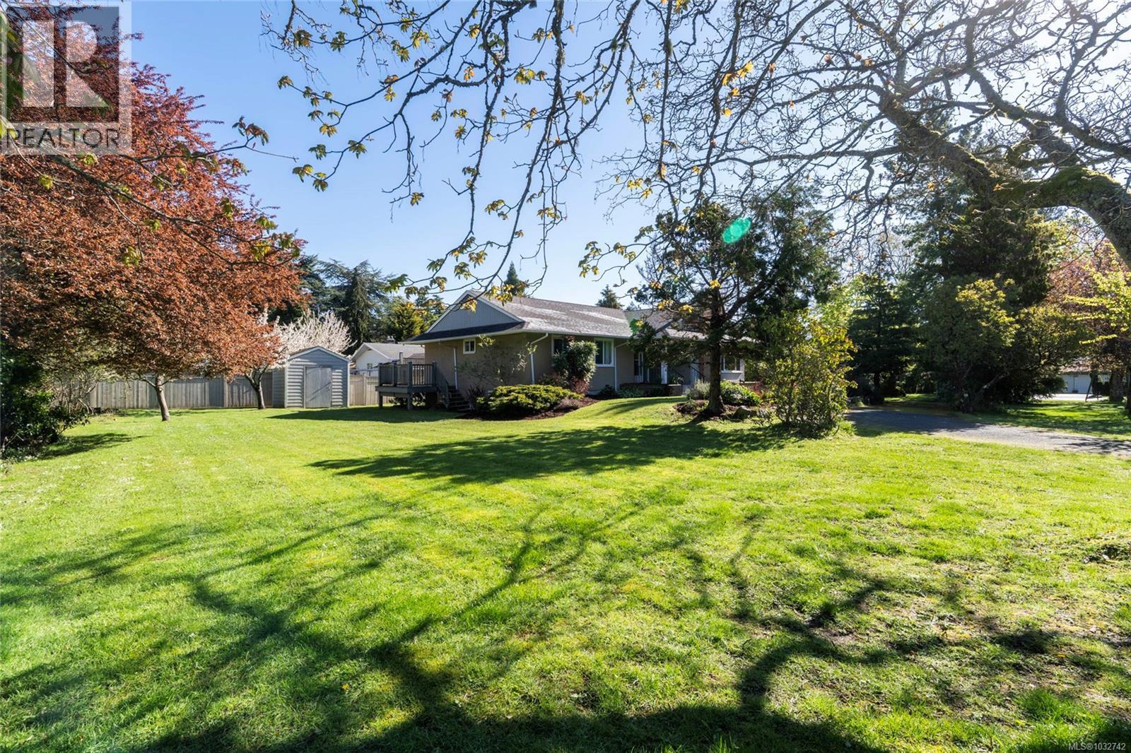 1794 Barrie Rd, Saanich, British Columbia  V8N 2W7 - Photo 38 - 1032742