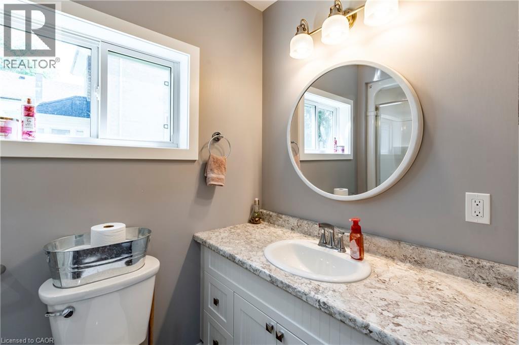 422 Lambton Street W, Durham, Ontario  N0G 1R0 - Photo 17 - 40825381