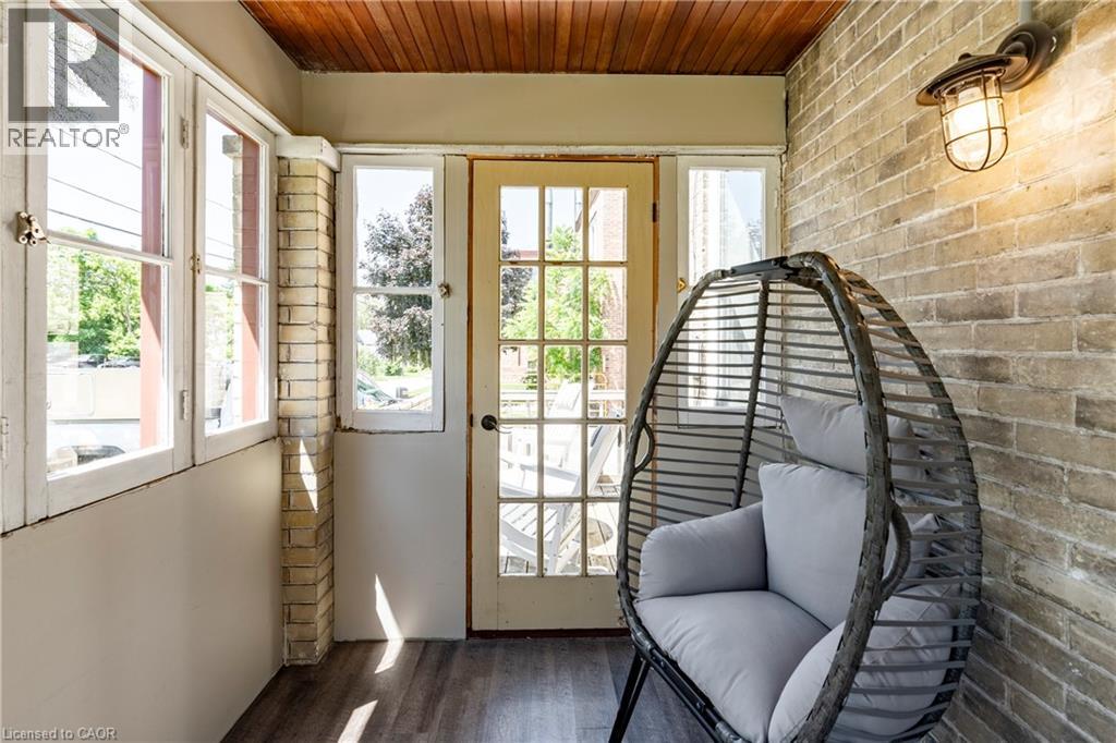 422 Lambton Street W, Durham, Ontario  N0G 1R0 - Photo 2 - 40825381