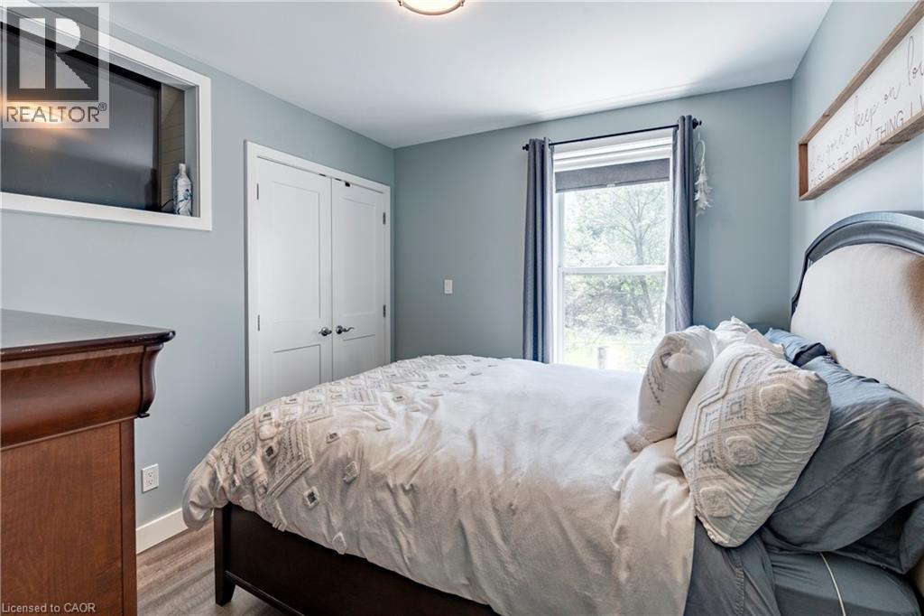 422 Lambton Street W, Durham, Ontario  N0G 1R0 - Photo 21 - 40825381