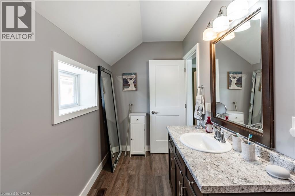 422 Lambton Street W, Durham, Ontario  N0G 1R0 - Photo 25 - 40825381