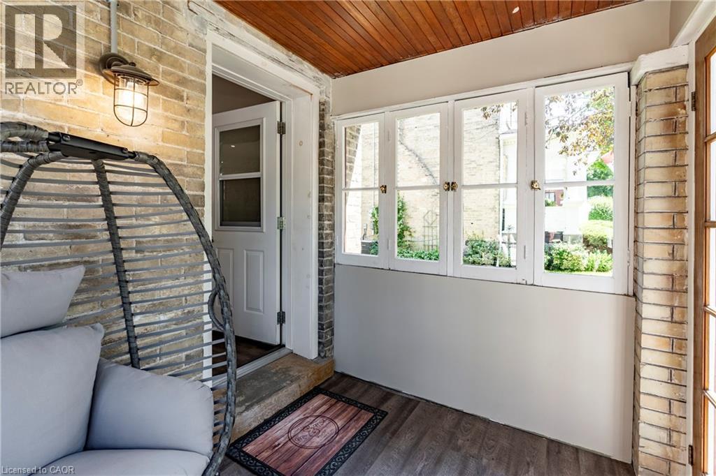 422 Lambton Street W, Durham, Ontario  N0G 1R0 - Photo 3 - 40825381