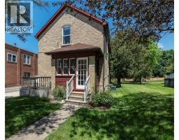 422 LAMBTON Street W, Durham, Ontario