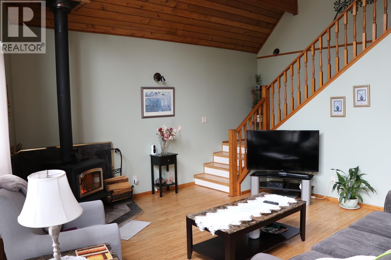 432 Bayles Road, Nakusp, British Columbia  V0G 1R1 - Photo 9 - 10385445