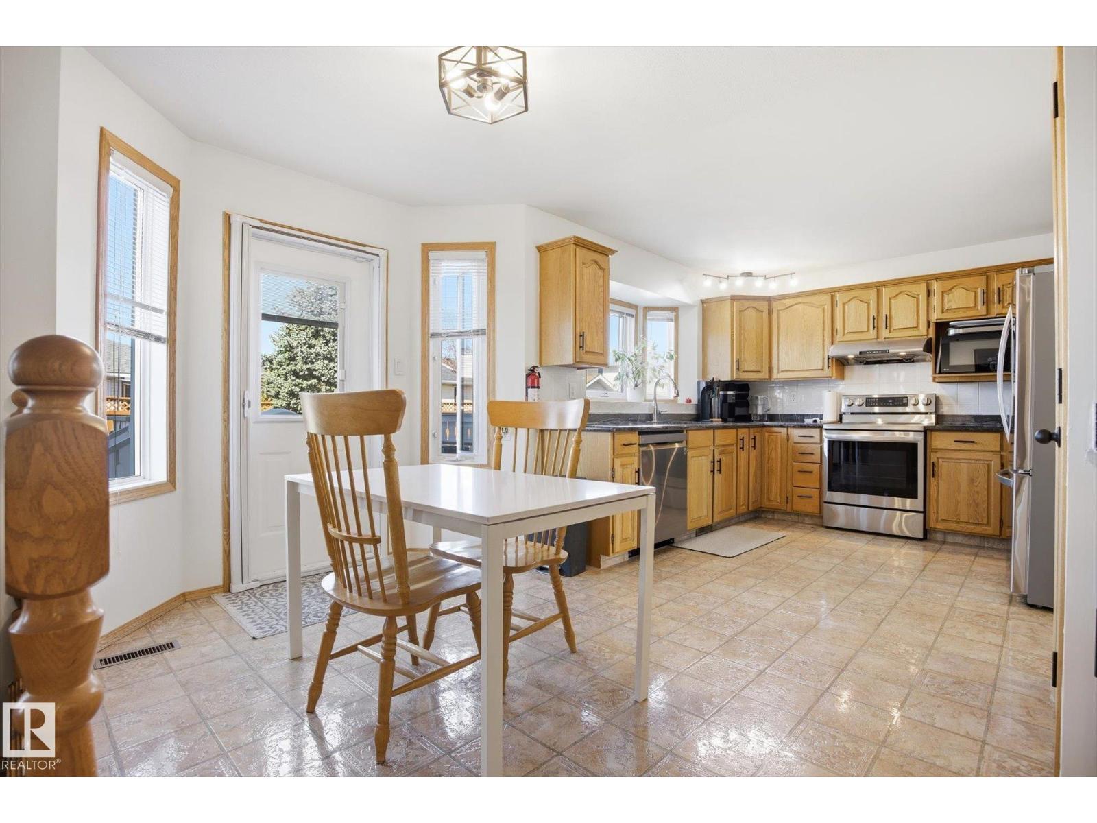 7220 157 Av Nw, Edmonton, Alberta  T5Z 2Z7 - Photo 17 - E4484889