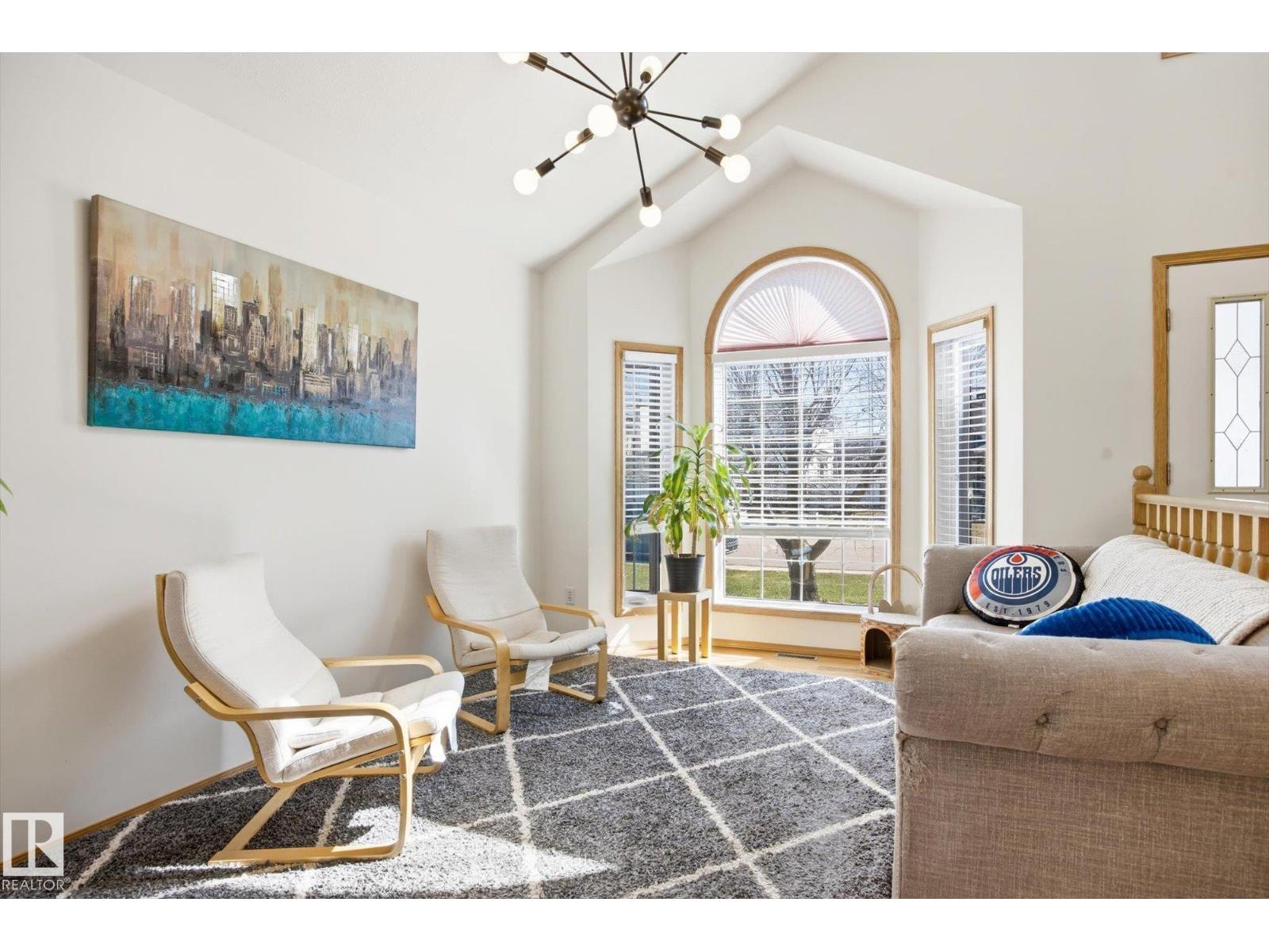 7220 157 Av Nw, Edmonton, Alberta  T5Z 2Z7 - Photo 3 - E4484889