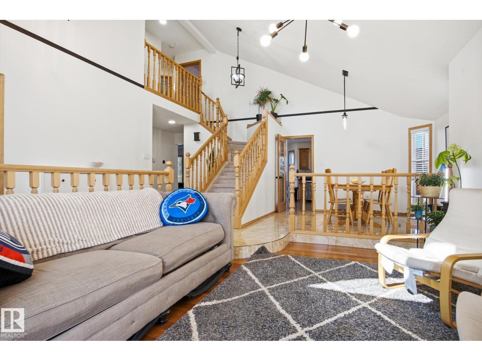 7220 157 Av Nw, Edmonton, Alberta  T5Z 2Z7 - Photo 5 - E4484889