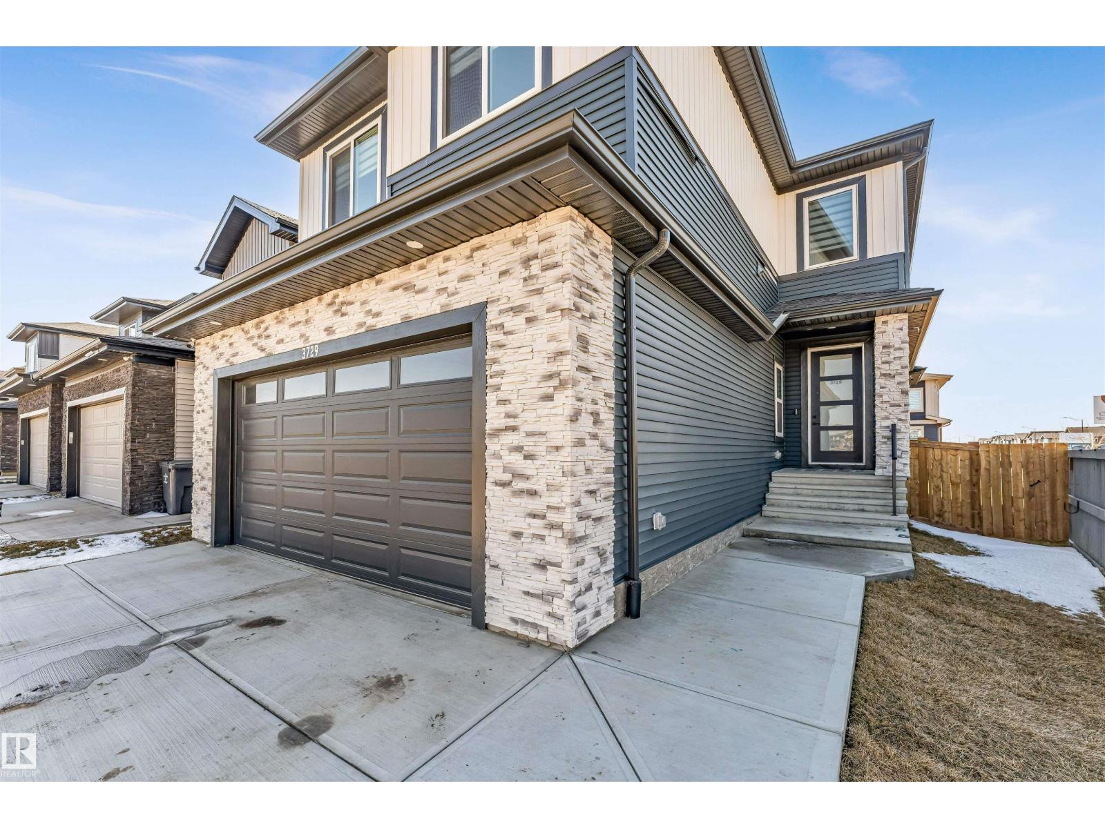 3729 42 Av, Beaumont, Alberta  T4X 3B3 - Photo 3 - E4484894