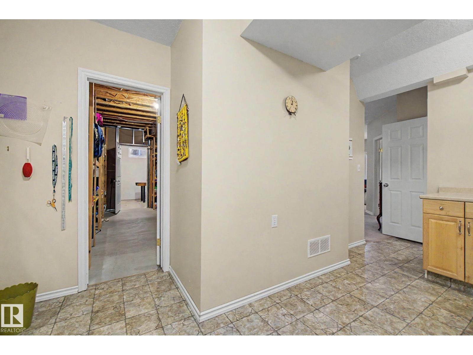 28 Charlton Wy, Sherwood Park, Alberta  T8H 2C7 - Photo 42 - E4484901