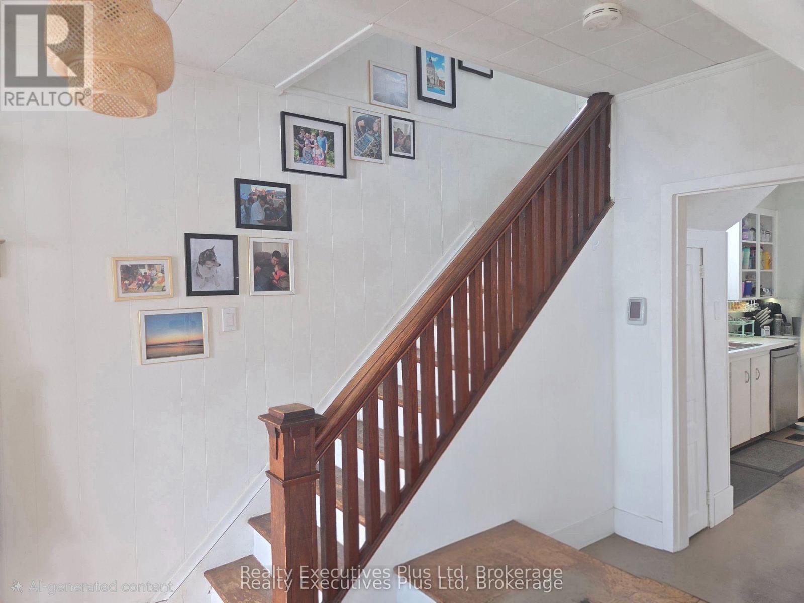 15 Barrie Street, Sundridge, Ontario  P0A 1Z0 - Photo 3 - X13063738