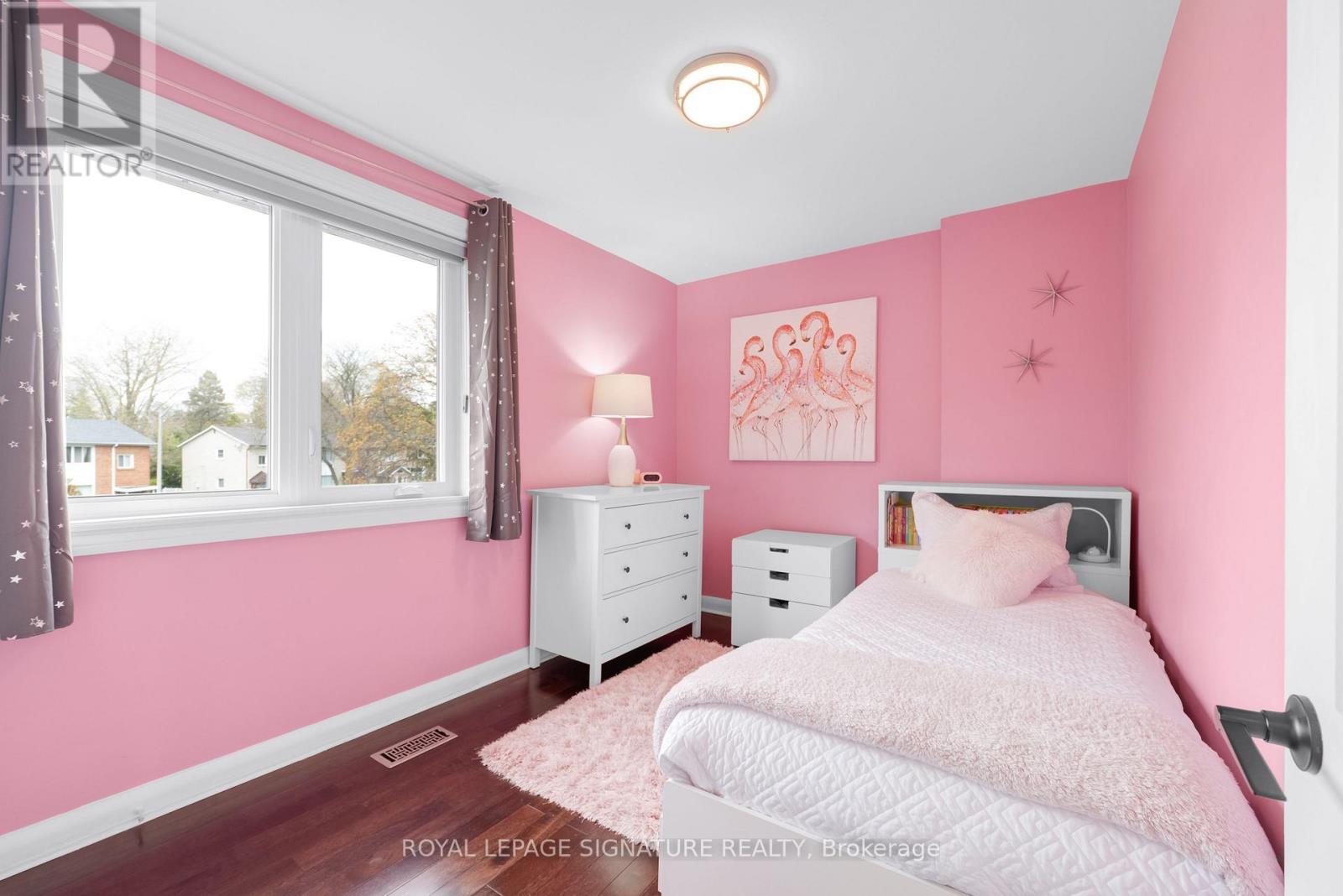 16 Veery Place, Toronto, Ontario  M3C 2E1 - Photo 15 - C13063746