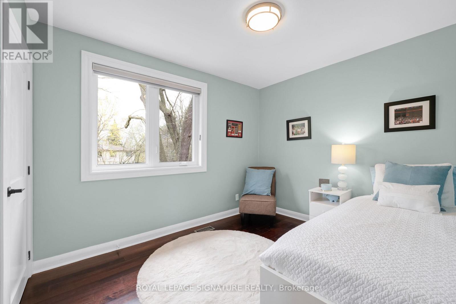 16 Veery Place, Toronto, Ontario  M3C 2E1 - Photo 17 - C13063746