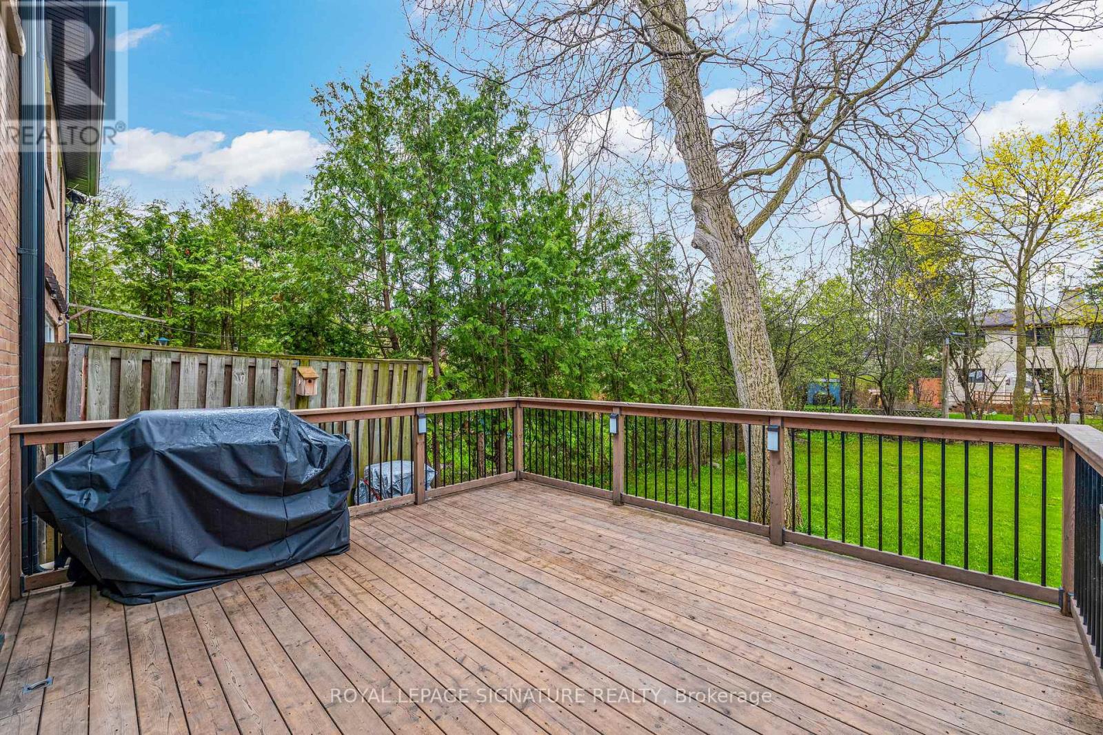 16 Veery Place, Toronto, Ontario  M3C 2E1 - Photo 23 - C13063746