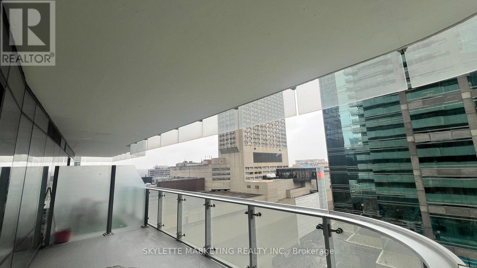 1002 - 1 Bloor Street E, Toronto, Ontario  M4W 0A8 - Photo 18 - C13063826