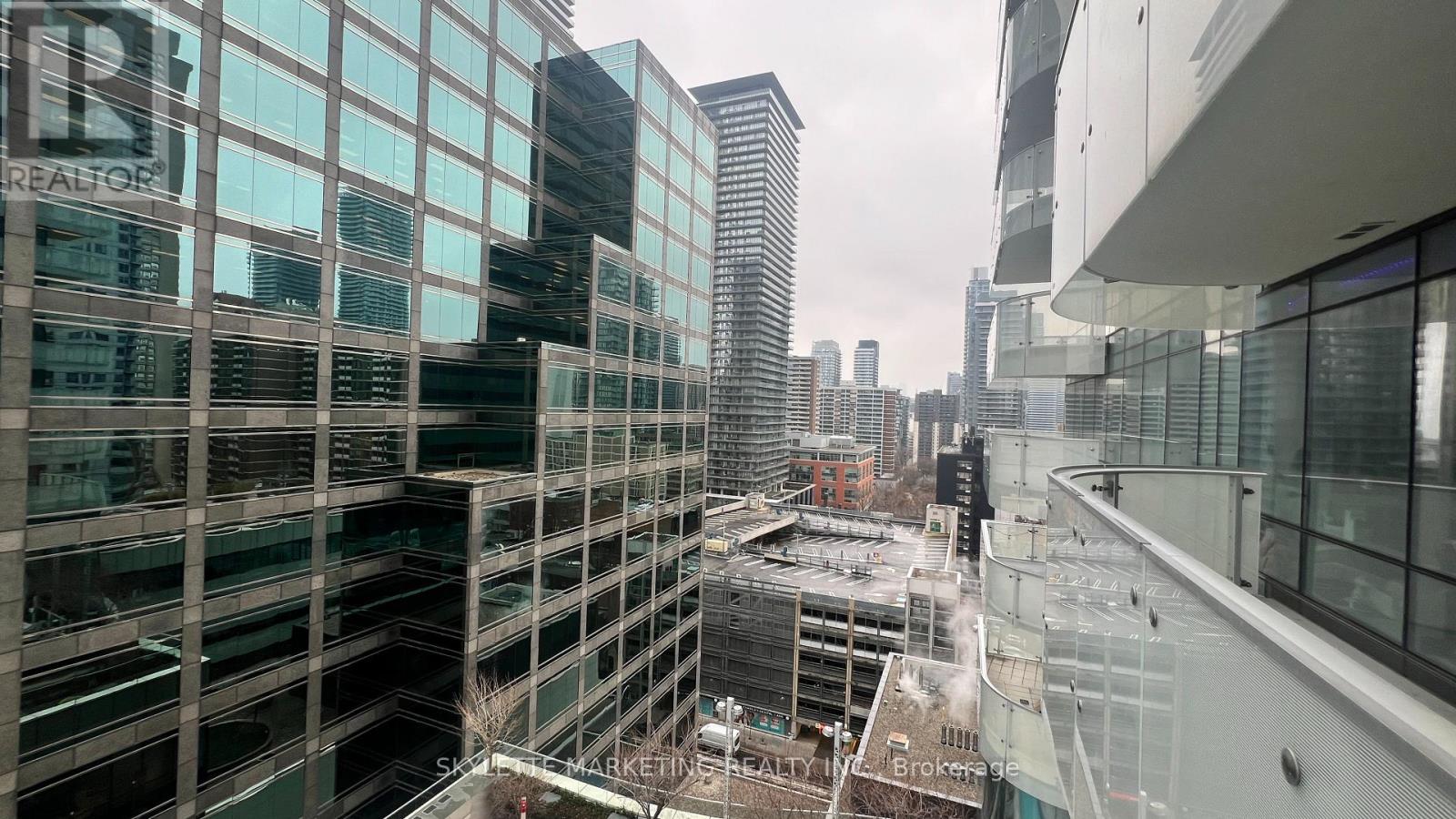 1002 - 1 Bloor Street E, Toronto, Ontario  M4W 0A8 - Photo 22 - C13063826