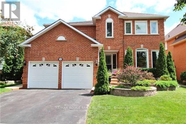 84 SILVERBIRCH PLACE, Whitby, Ontario