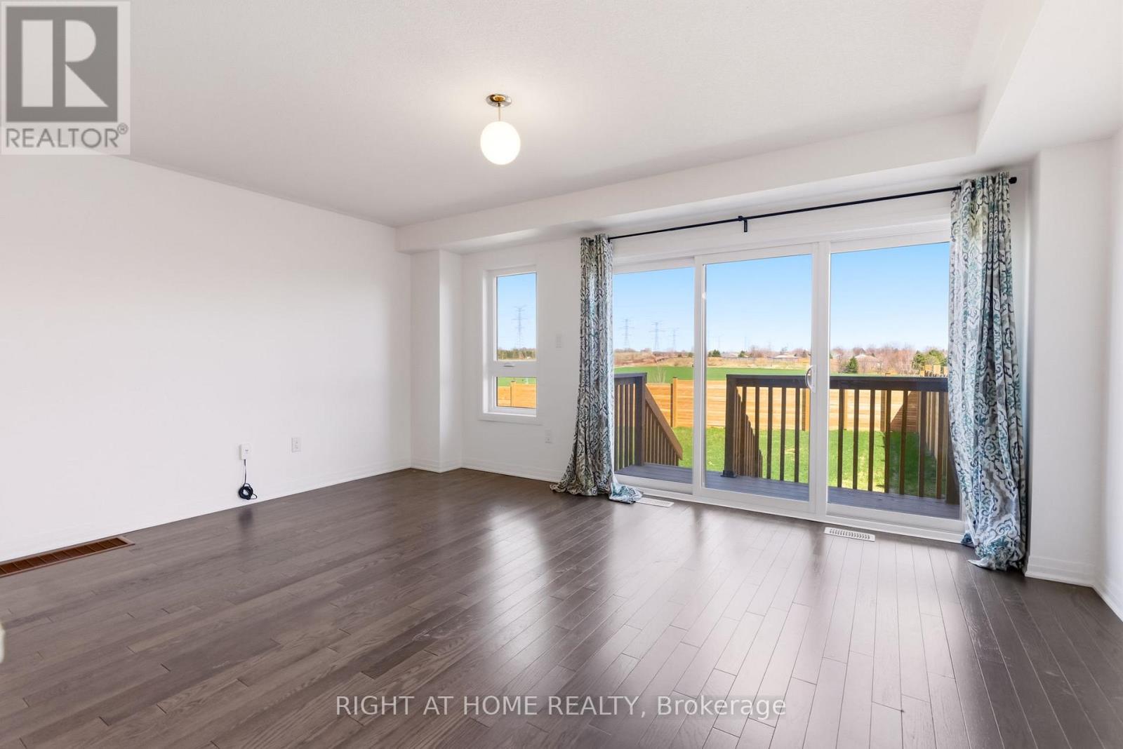 152 Sailors Landing, Clarington, Ontario  L1C 7G4 - Photo 14 - E13063672