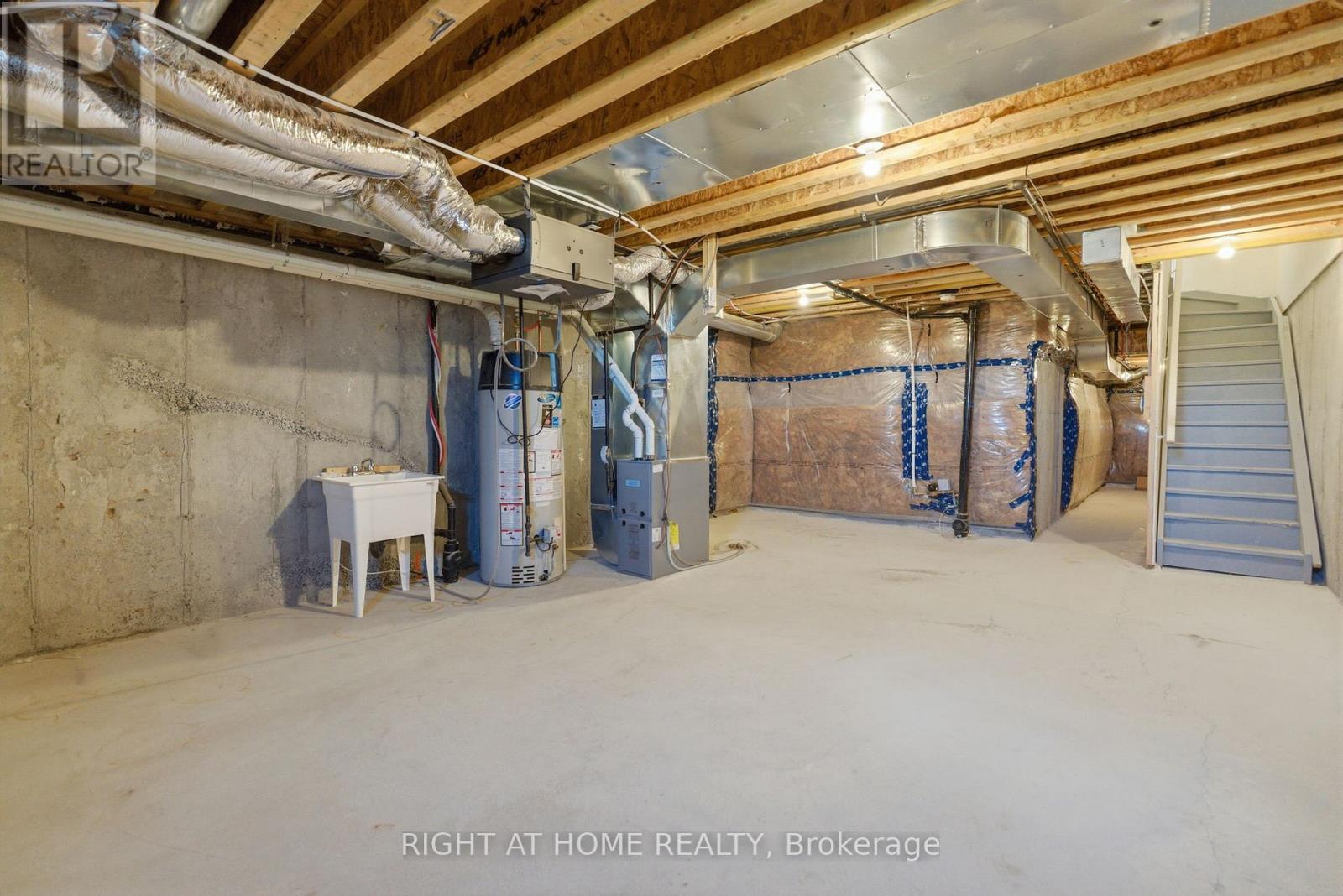 152 Sailors Landing, Clarington, Ontario  L1C 7G4 - Photo 37 - E13063672