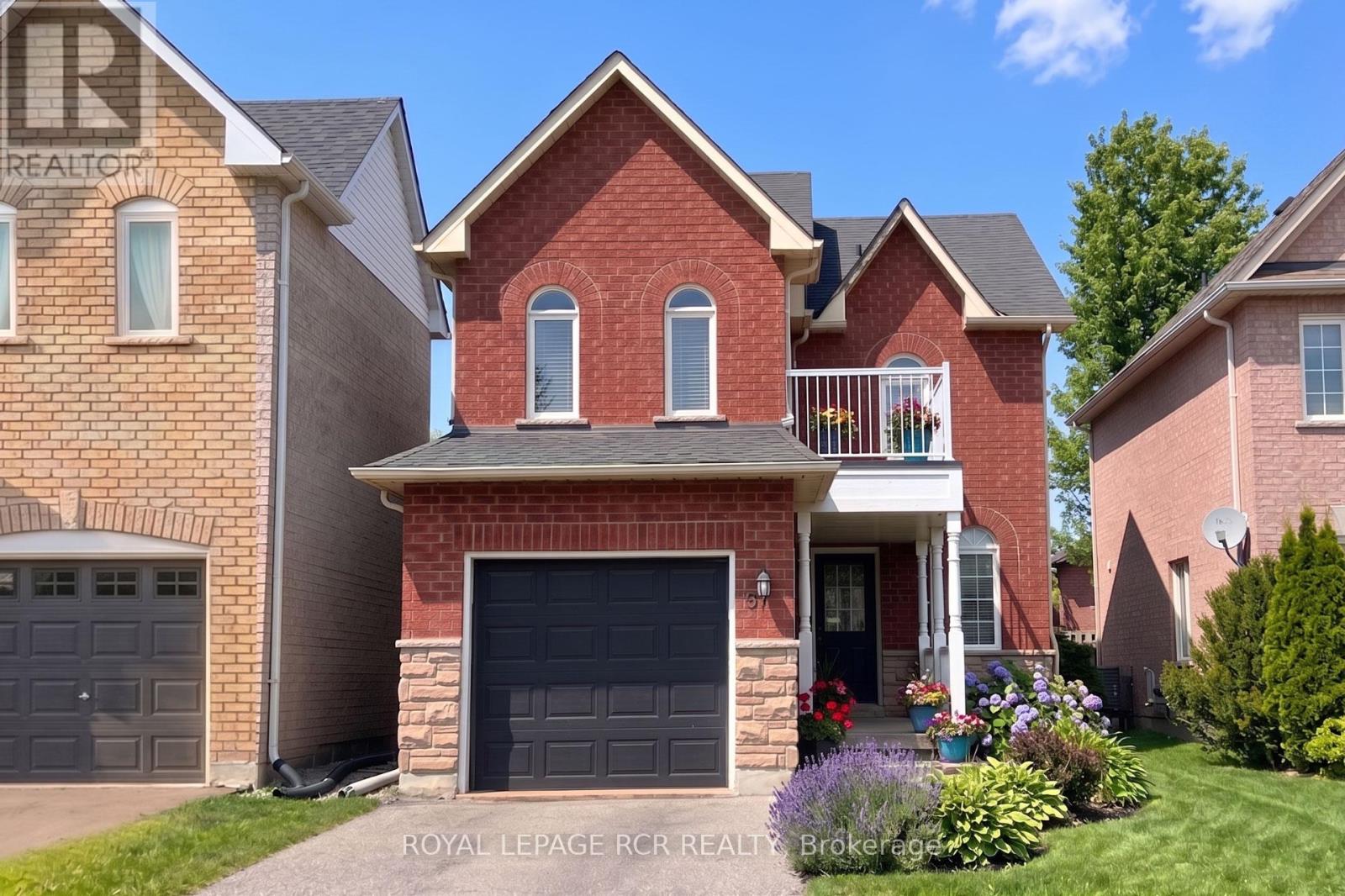 57 BOLSTER LANE, Uxbridge, Ontario