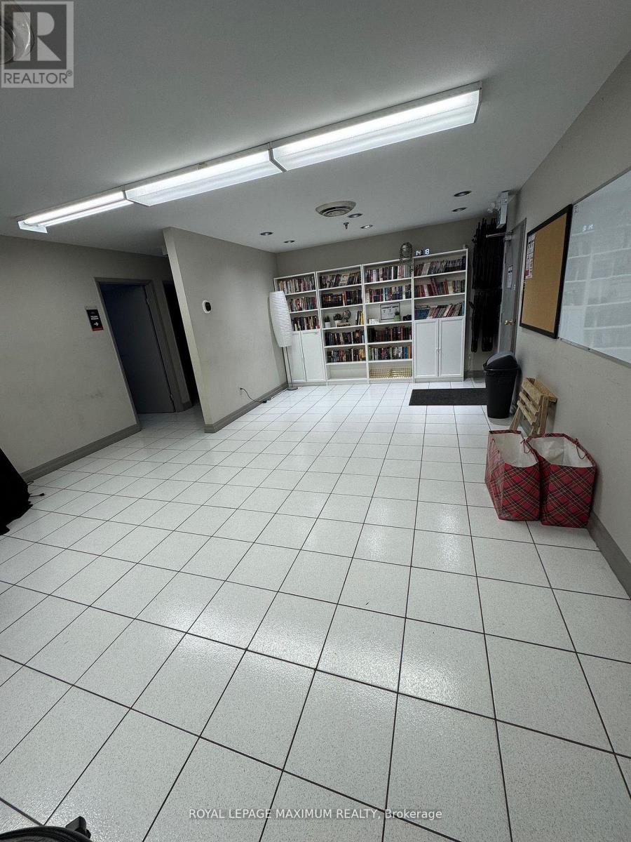 18 - 67 Rodinea Road, Vaughan, Ontario  L6A 1R3 - Photo 6 - N13063648