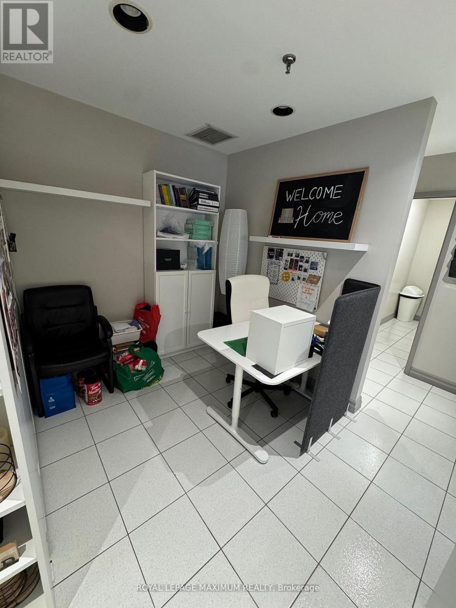 18 - 67 Rodinea Road, Vaughan, Ontario  L6A 1R3 - Photo 9 - N13063648