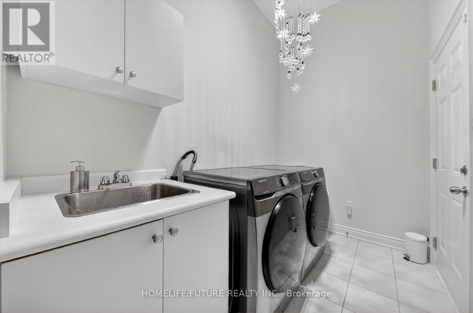 91 Fallharvest Way, Whitchurch-Stouffville, Ontario  L4A 4W4 - Photo 19 - N13063788